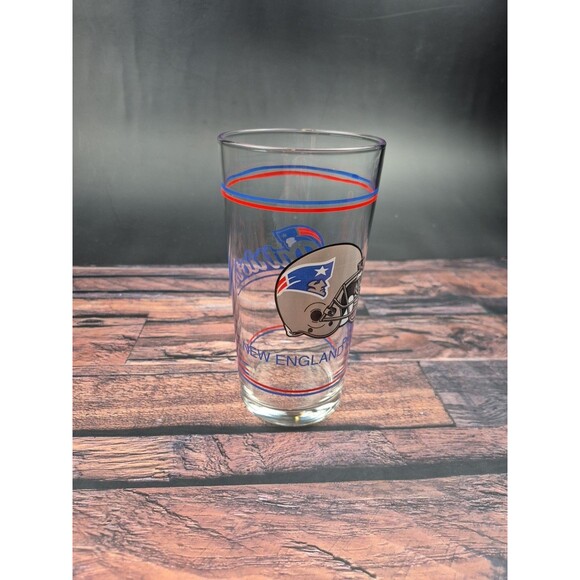 Vtg New England Patriots NFL Football 6.25" Beer Glass & Shot Glass Set Barware - Picture 5 of 13